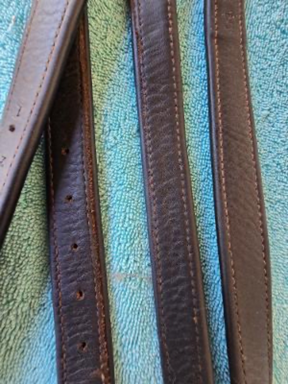 CWD leathers barely used all best quality leather on both sides no nylon - Picture 4 of 7